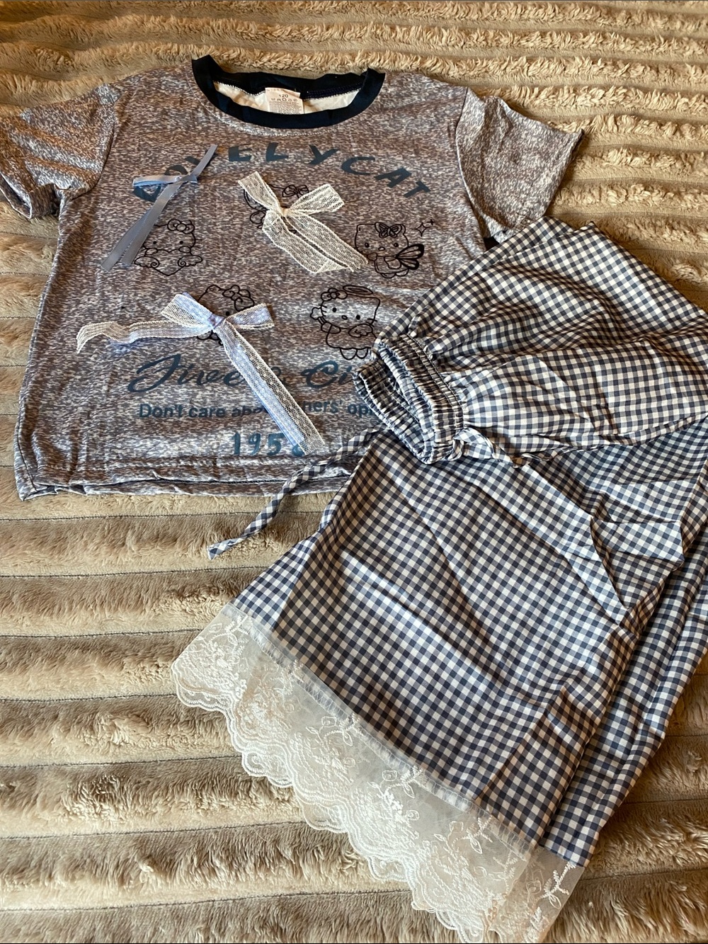 Jellycat Gray Marled Graphic Tee with Blue Accents